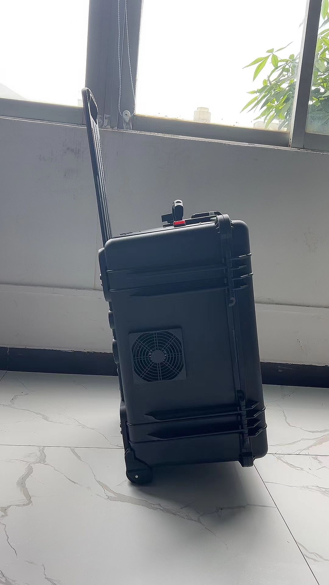 通化手拉箱型移动通信干扰器